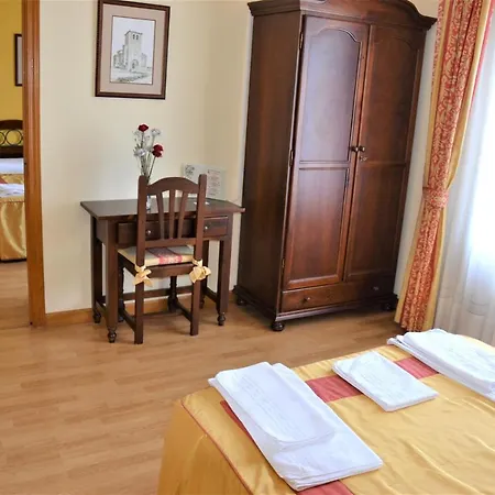 Hostal Infanta Doña Leonor-2